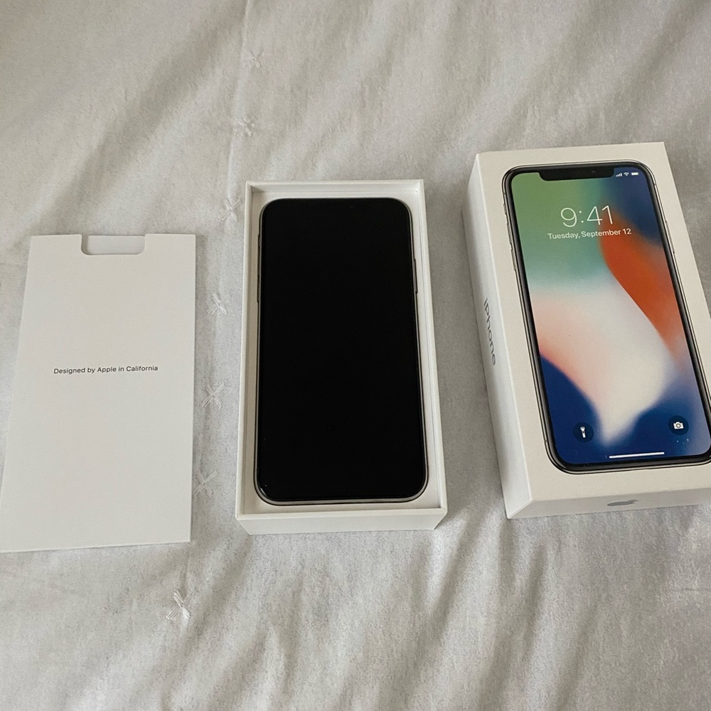 iPhone  X - Picture 4 of 6